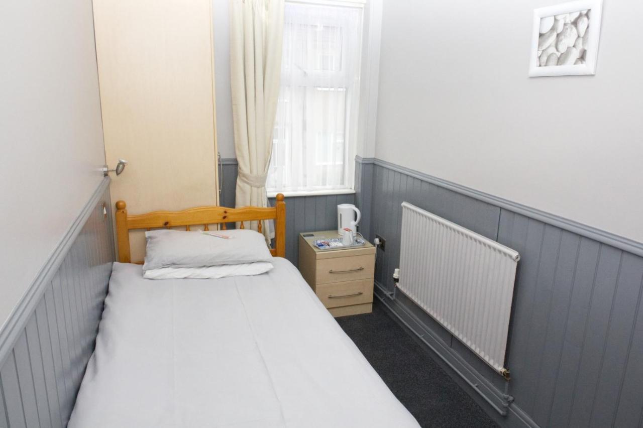 Mallowview Bed And Breakfast Клийторпс Екстериор снимка