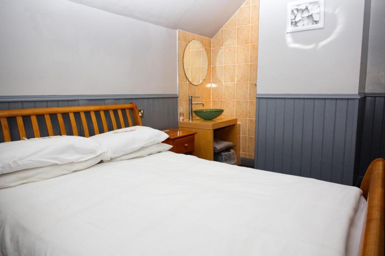 Mallowview Bed And Breakfast Клийторпс Екстериор снимка